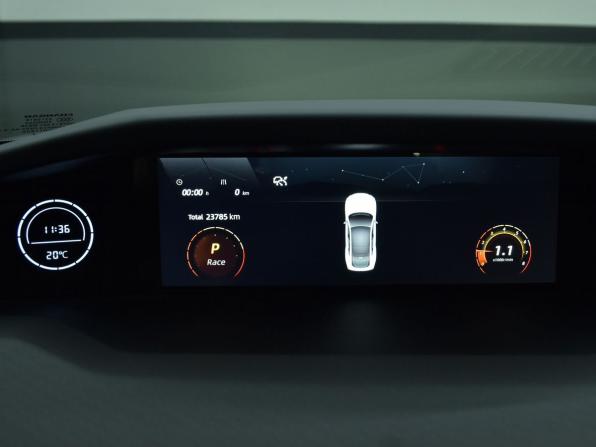 Changan UNI-V I с пробегом 2024 года, цена 2 599 995 рублей, 23784 км, лифтбек, Автокод Объявления