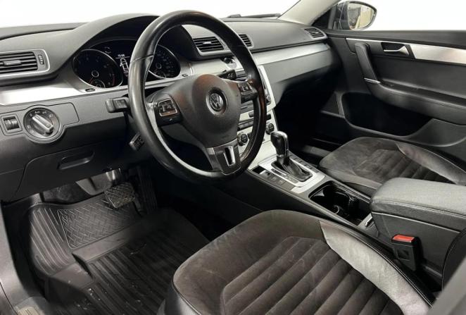 Volkswagen Passat B7 с пробегом 2011 года, цена 1 350 000 рублей, 102734 км, седан, Автокод Объявления
