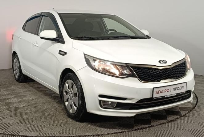 Kia Rio III Рестайлинг с пробегом 2017 года, цена 1 095 000 рублей, 81780 км, седан, Автокод Объявления