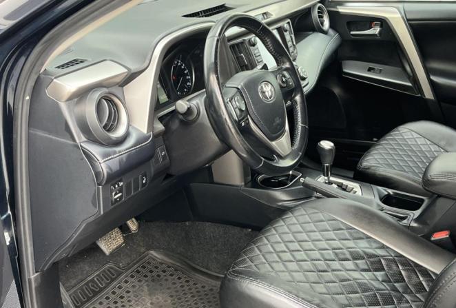 Toyota RAV4 IV (XA40) Рестайлинг с пробегом 2018 года, цена 2 190 000 рублей, 106256 км, внедорожник, Автокод Объявления