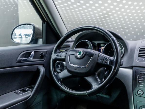 Skoda Yeti I с пробегом 2012 года, цена 630 000 рублей, 212989 км, внедорожник, Автокод Объявления