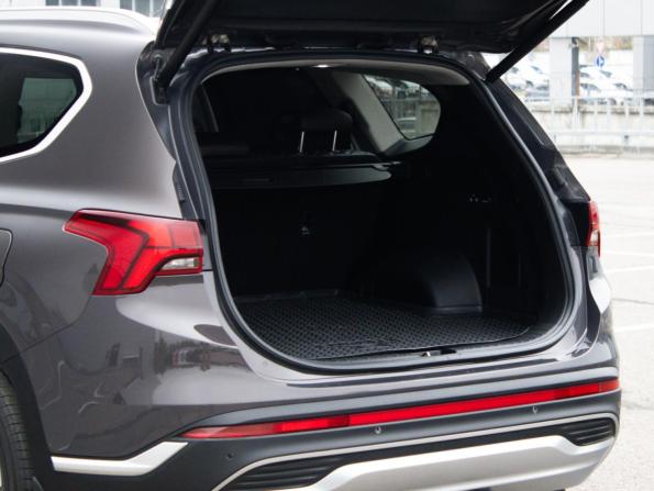 Hyundai Santa Fe IV Рестайлинг с пробегом 2021 года, цена 3 099 000 рублей, 107000 км, внедорожник, Автокод Объявления