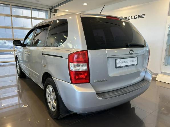 Kia Carnival II с пробегом 2009 года, цена 739 000 рублей, 237283 км, минивэн, Автокод Объявления