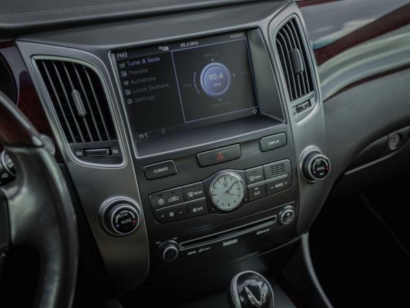 Hyundai Equus II с пробегом 2011 года, цена 1 385 000 рублей, 278000 км, седан, Автокод Объявления