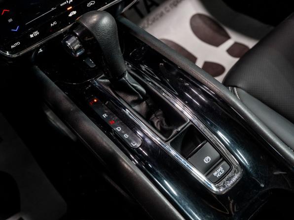 Honda Vezel I Рестайлинг с пробегом 2021 года, цена 1 950 000 рублей, 65490 км, внедорожник, Автокод Объявления