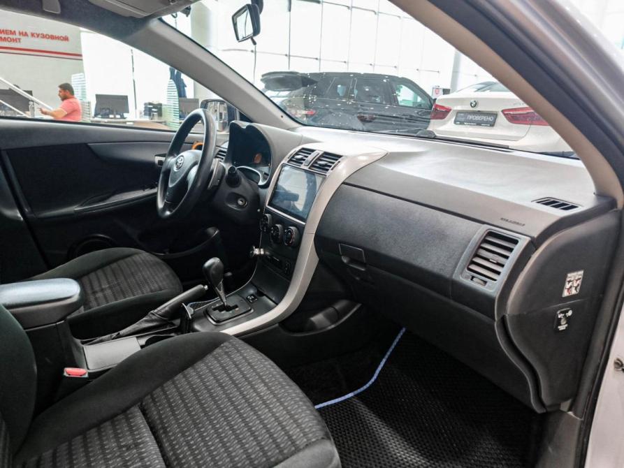 Toyota Corolla X (E140 E150) Казань  - изображение 13