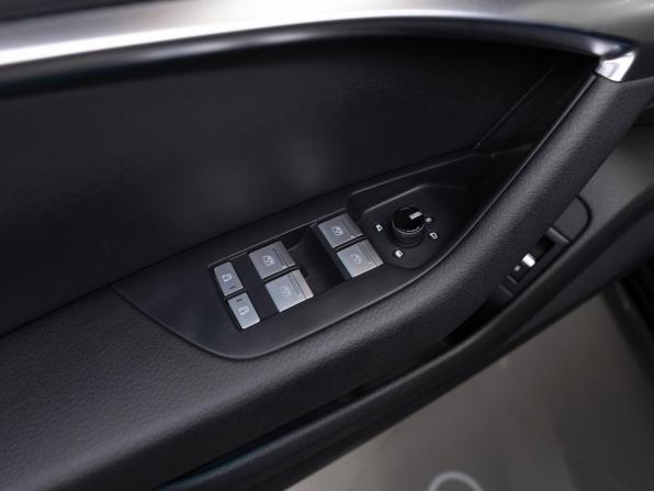 Audi A6 V (C8) Рестайлинг с пробегом 2025 года, цена 5 250 000 рублей, 222 км, седан, Автокод Объявления