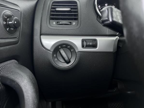 Skoda Yeti I с пробегом 2013 года, цена 900 000 рублей, 244000 км, внедорожник, Автокод Объявления