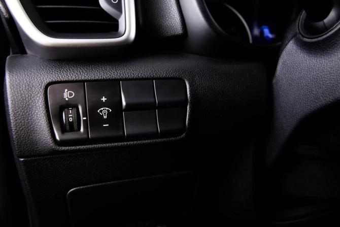Kia Sportage IV Рестайлинг с пробегом 2020 года, цена 2 399 000 рублей, 123000 км, внедорожник, Автокод Объявления
