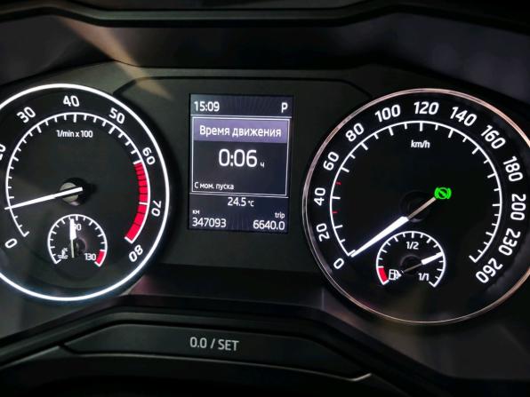 Skoda Superb III с пробегом 2015 года, цена 1 313 000 рублей, 347090 км, лифтбек, Автокод Объявления