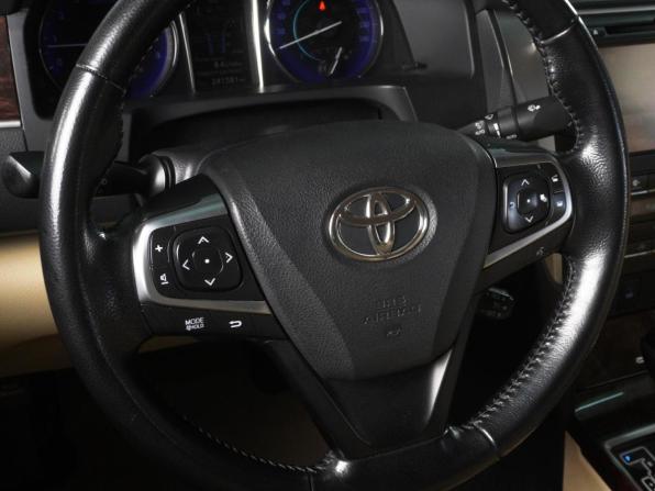 Toyota Camry VII (XV50) Рестайлинг с пробегом 2016 года, цена 2 100 000 рублей, 241581 км, седан, Автокод Объявления