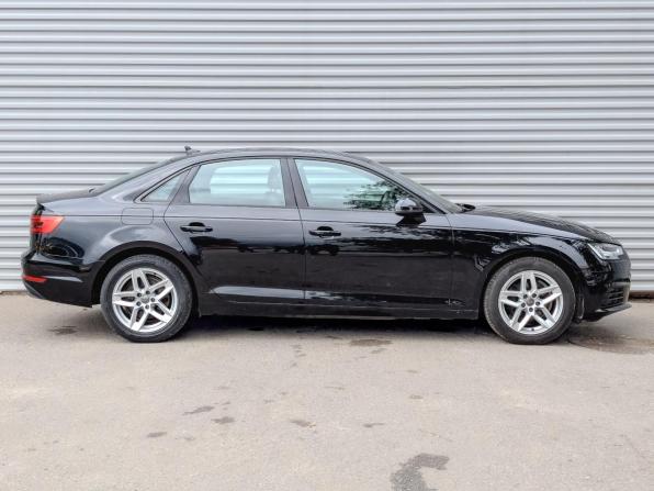 Audi A4 V (B9) с пробегом 2018 года, цена 2 550 000 рублей, 45786 км, седан, Автокод Объявления