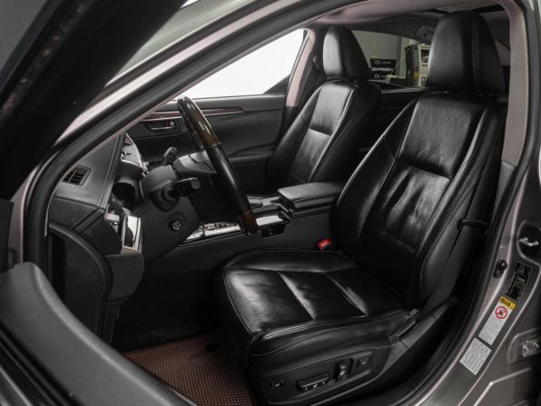 Lexus ES VI Рестайлинг с пробегом 2015 года, цена 2 359 000 рублей, 256772 км, седан, Автокод Объявления