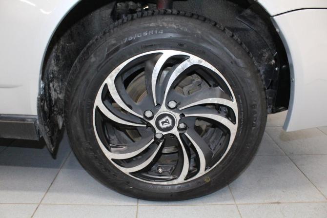 Lada (ВАЗ) Priora I с пробегом 2012 года, цена 379 000 рублей, 255000 км, хэтчбек, Автокод Объявления