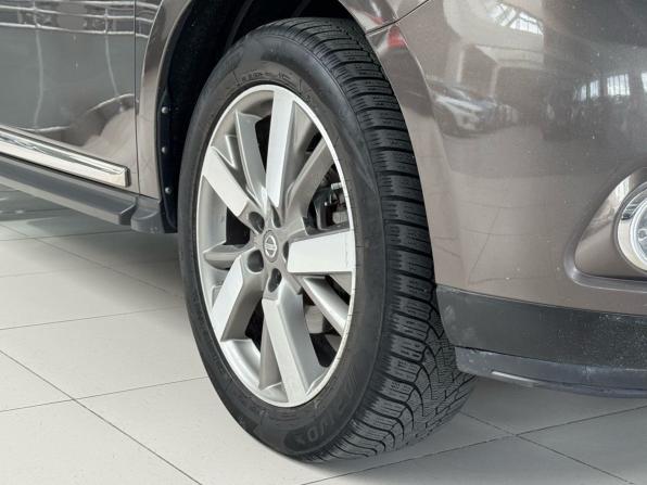 Nissan Pathfinder IV с пробегом 2014 года, цена 1 300 000 рублей, 305954 км, внедорожник, Автокод Объявления
