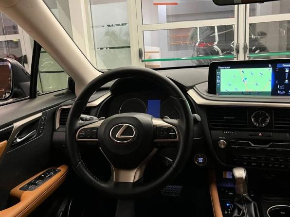 Lexus RX IV Рестайлинг с пробегом 2022 года, цена 5 800 000 рублей, 25000 км, внедорожник, Автокод Объявления