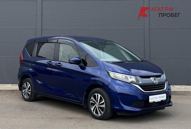 Honda Freed II с пробегом 2017 года, цена 1 270 000 рублей, 163953 км, компактвэн, Автокод Объявления