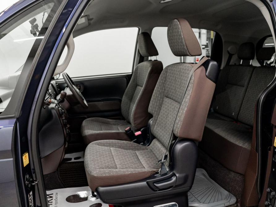 Toyota Spade Красноярск  - изображение 6