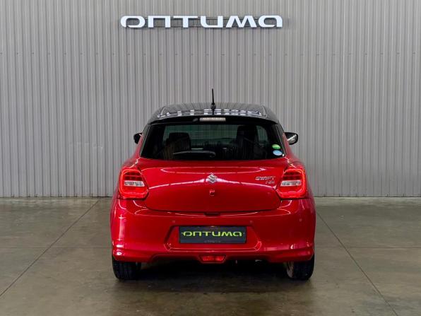 Suzuki Swift V Рестайлинг с пробегом 2021 года, цена 1 397 000 рублей, 28647 км, хэтчбек, Автокод Объявления