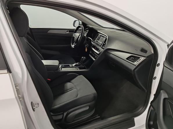 Hyundai Sonata VII (LF) Рестайлинг с пробегом 2019 года, цена 1 679 000 рублей, 90703 км, седан, Автокод Объявления