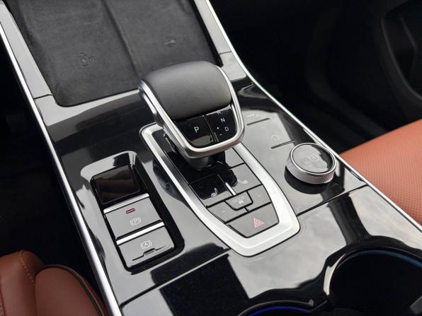 Omoda C5 I с пробегом 2023 года, цена 1 720 000 рублей, 34000 км, внедорожник, Автокод Объявления