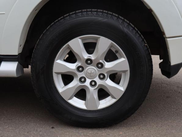 Mitsubishi Pajero IV Рестайлинг 2 с пробегом 2014 года, цена 2 599 000 рублей, 145107 км, внедорожник, Автокод Объявления