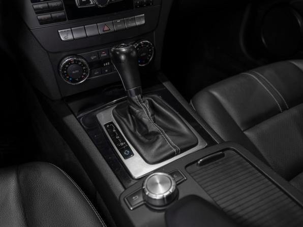 Mercedes-Benz C-Класс III (W204) Рестайлинг с пробегом 2012 года, цена 1 245 000 рублей, 206135 км, седан, Автокод Объявления