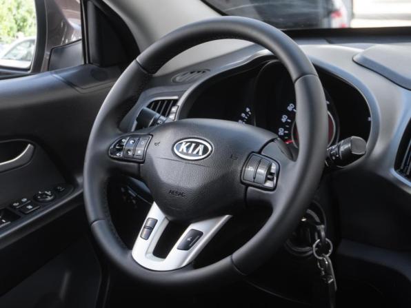 Kia Sportage III с пробегом 2012 года, цена 1 249 000 рублей, 214110 км, внедорожник, Автокод Объявления