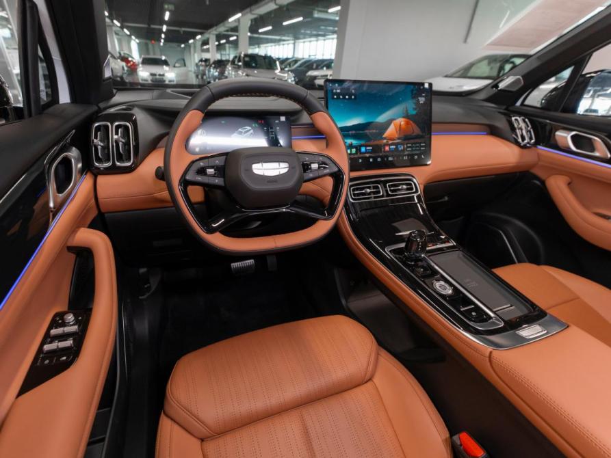 Geely Atlas II Москва  - изображение 7