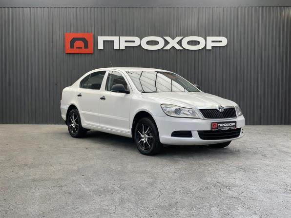 Skoda Octavia II (A5) Рестайлинг с пробегом 2011 года, цена 577 000 рублей, 232535 км, лифтбек, Автокод Объявления