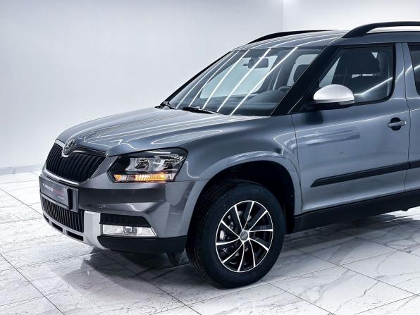 Skoda Yeti I Рестайлинг с пробегом 2017 года, цена 1 499 000 рублей, 82000 км, внедорожник, Автокод Объявления