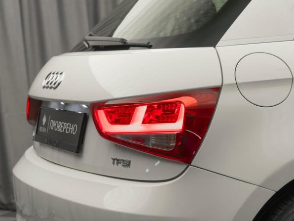 Audi A1 I (8X) с пробегом 2012 года, цена 1 080 000 рублей, 118968 км, хэтчбек, Автокод Объявления