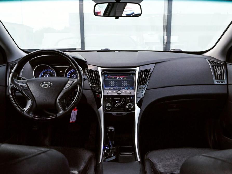 Hyundai Sonata VI (YF) Екатеринбург  - изображение 18