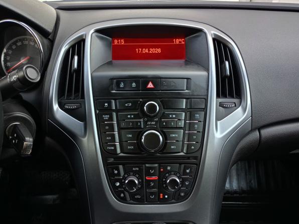 Opel Astra J Рестайлинг с пробегом 2013 года, цена 775 000 рублей, 188500 км, седан, Автокод Объявления