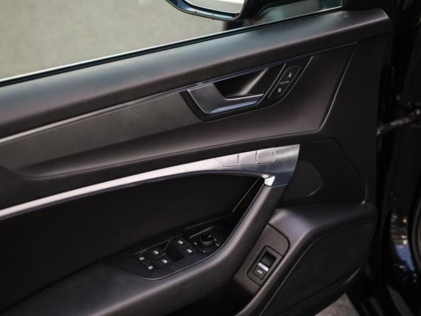 Audi A6 V (C8) с пробегом 2019 года, цена 3 249 000 рублей, 127780 км, седан, Автокод Объявления
