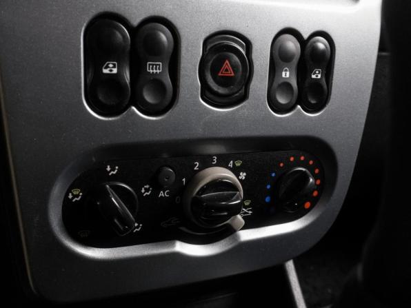 Renault Logan I Рестайлинг с пробегом 2011 года, цена 529 000 рублей, 204193 км, седан, Автокод Объявления