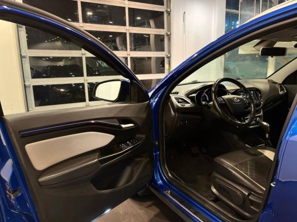 Lada (ВАЗ) Vesta I с пробегом 2021 года, цена 1 045 000 рублей, 103284 км, универсал, Автокод Объявления