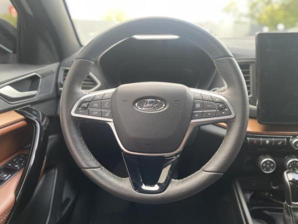 Lada (ВАЗ) Vesta I Рестайлинг (NG) с пробегом 2024 года, цена 1 649 000 рублей, 42711 км, седан, Автокод Объявления
