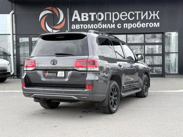Toyota Land Cruiser 200 Series Рестайлинг 2 с пробегом 2016 года, цена 5 249 000 рублей, 303953 км, внедорожник, Автокод Объявления
