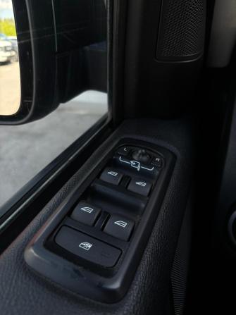Land Rover Discovery IV с пробегом 2010 года, цена 1 340 000 рублей, 250000 км, внедорожник, Автокод Объявления
