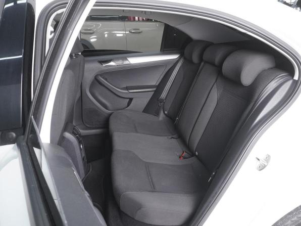 Volkswagen Jetta VI Рестайлинг с пробегом 2016 года, цена 1 140 000 рублей, 168679 км, седан, Автокод Объявления