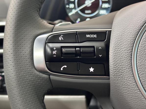 Kia Sportage V с пробегом 2026 года, цена 3 750 000 рублей, 43 км, внедорожник, Автокод Объявления