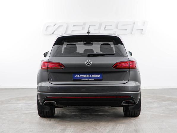 Volkswagen Touareg III с пробегом 2019 года, цена 5 099 046 рублей, 138033 км, внедорожник, Автокод Объявления