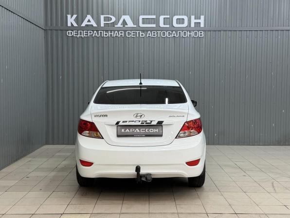 Hyundai Solaris I с пробегом 2014 года, цена 890 000 рублей, 183463 км, седан, Автокод Объявления