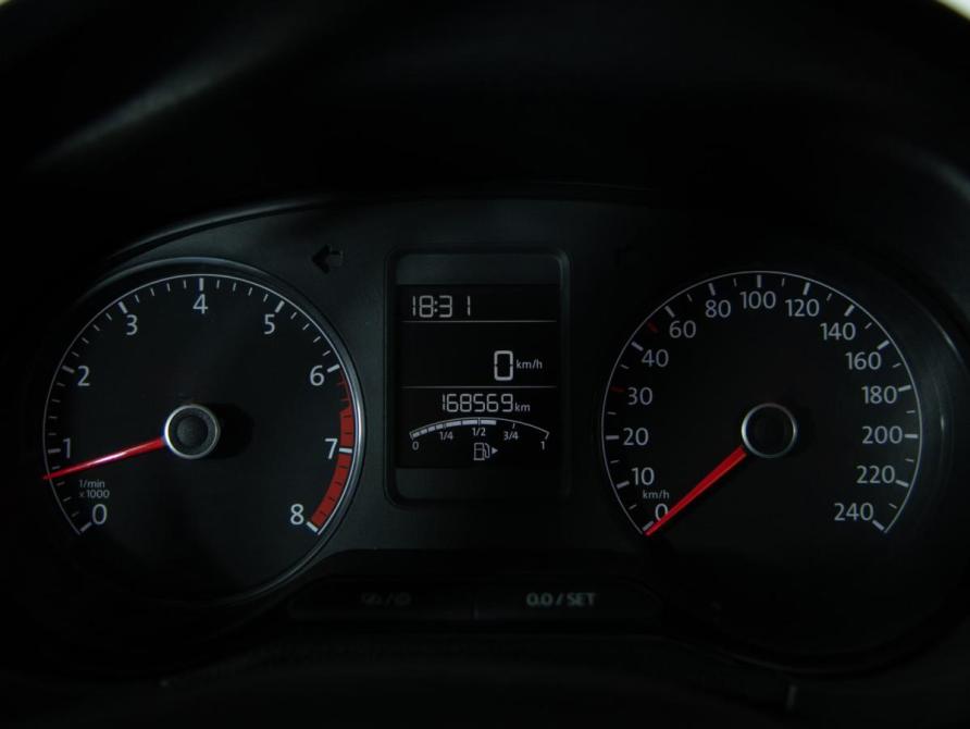 Volkswagen Polo V Рестайлинг Москва  - изображение 9