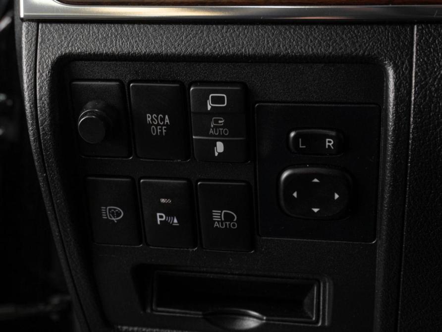 Toyota Land Cruiser 200 Series Рестайлинг 2 Тюмень  - изображение 29
