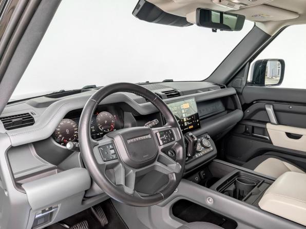 Land Rover Defender II с пробегом 2024 года, цена 11 000 000 рублей, 28585 км, внедорожник, Автокод Объявления
