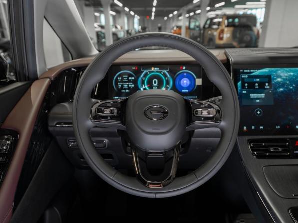 GAC Trumpchi M8 II с пробегом 2026 года, цена 4 750 000 рублей, 50 км, минивэн, Автокод Объявления