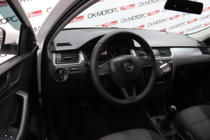 Skoda Rapid I с пробегом 2016 года, цена 855 550 рублей, 201526 км, лифтбек, Автокод Объявления