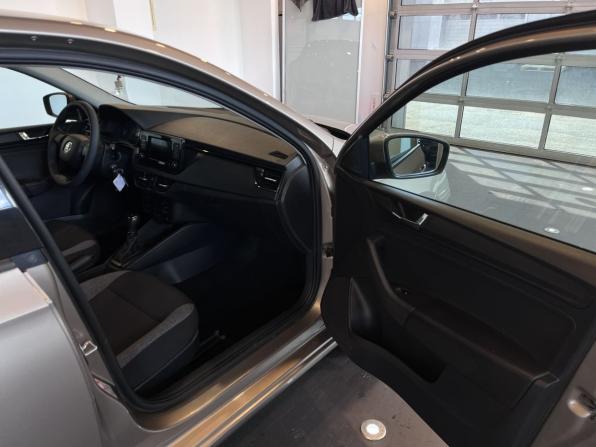 Skoda Rapid II с пробегом 2021 года, цена 1 260 000 рублей, 210969 км, лифтбек, Автокод Объявления